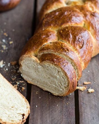 Simple Whole Wheat Challah Bread for Hannukah Celebrations